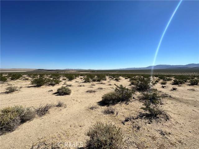 Lucerne Valley, CA 92356,1 Carmer RD