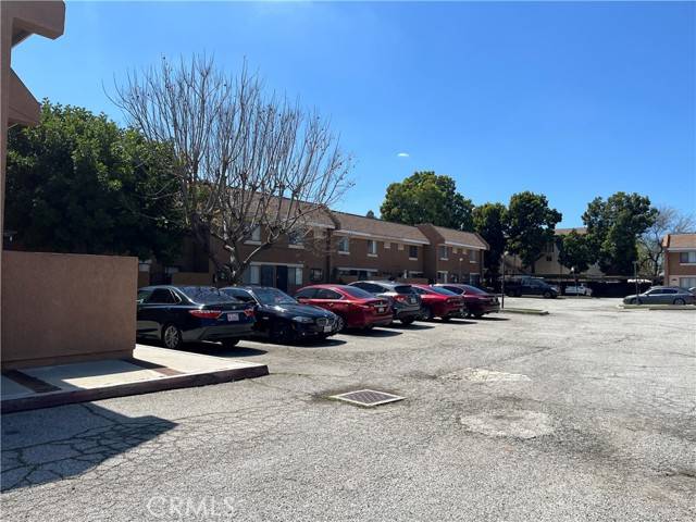 Paramount, CA 90723,14035 Anderson ST C