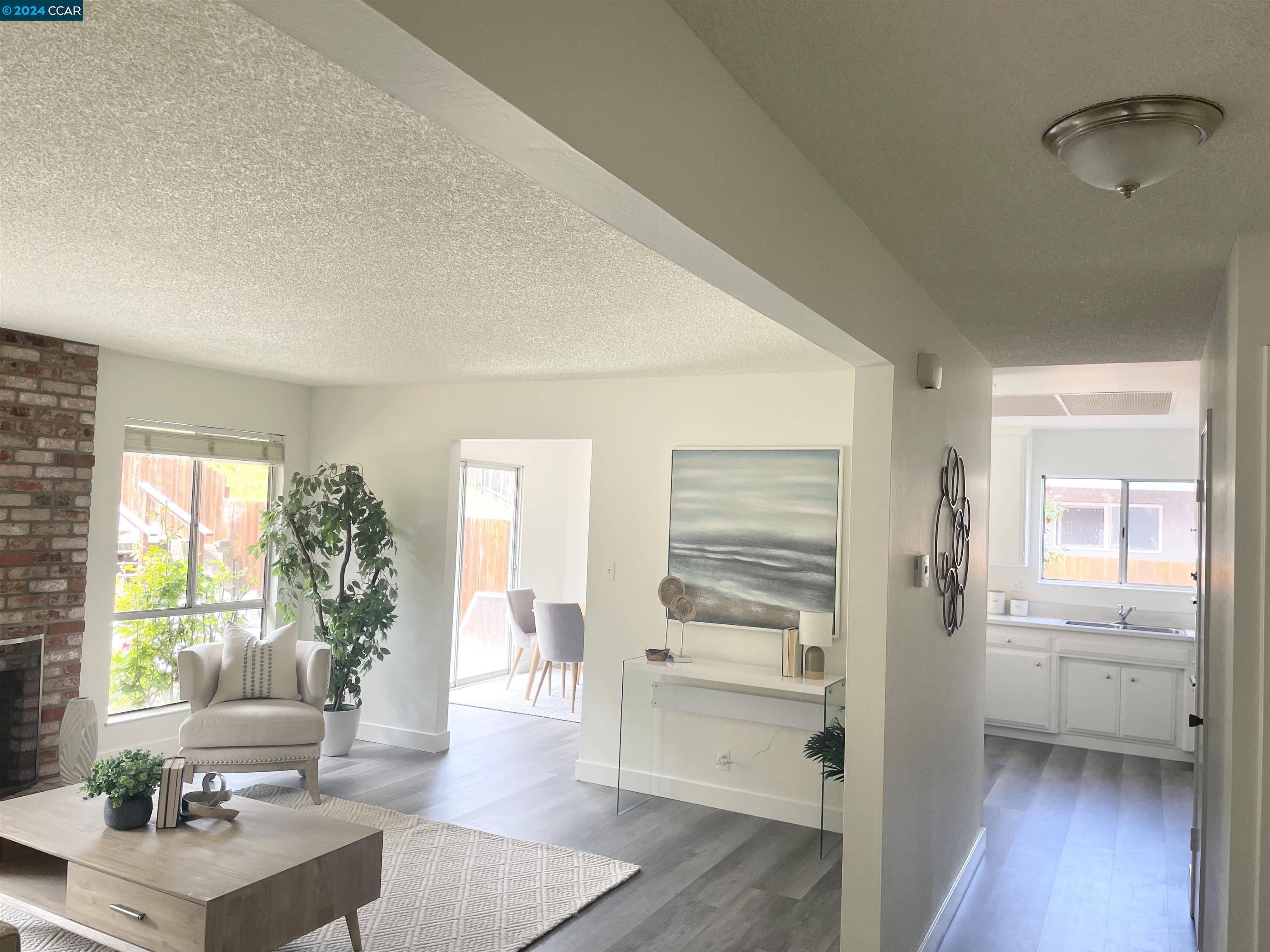 Pinole, CA 94564,1172 Alberdan Cir