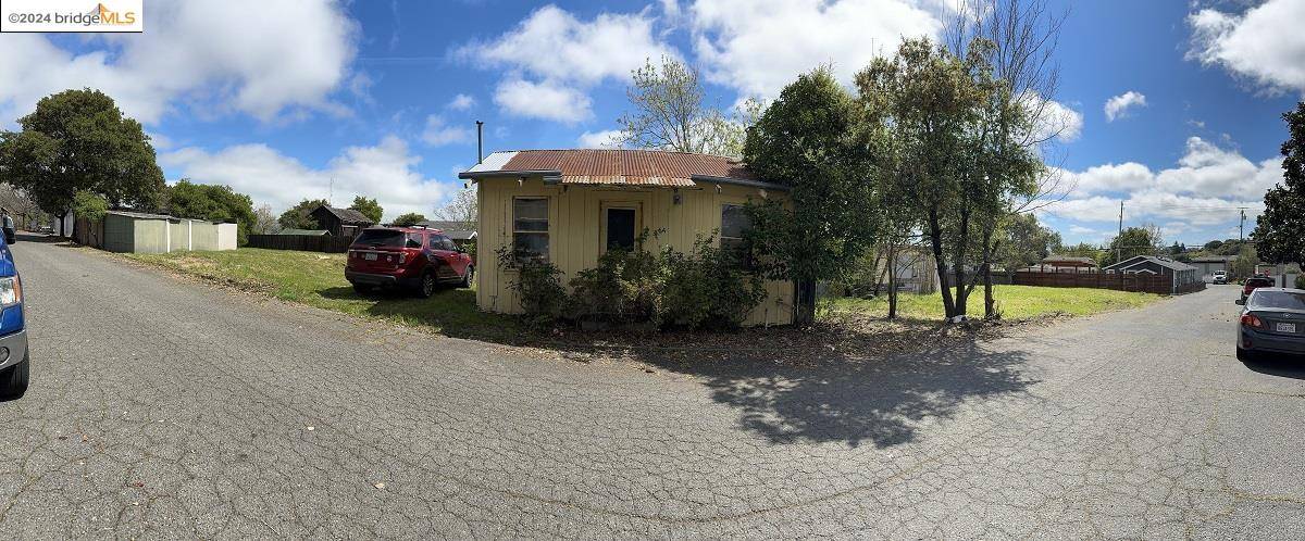Petaluma, CA 94952,0 Madrone LN