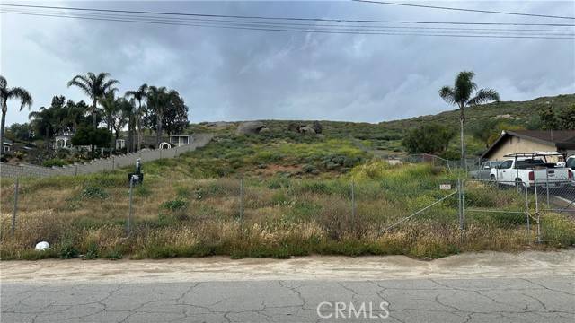 Riverside, CA 92509,3829 Scenic DR