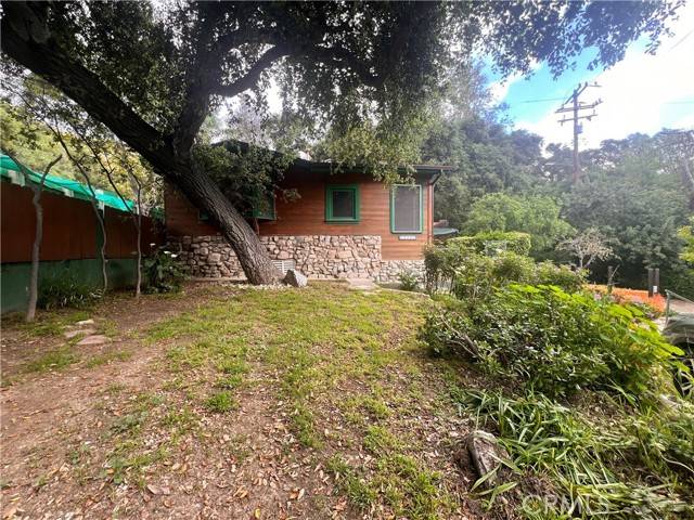 Sylmar, CA 91342,12307 Forest TRL