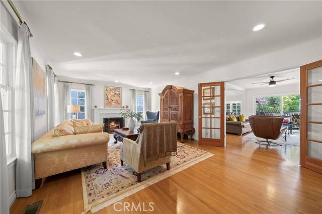 Long Beach, CA 90814,645 Ultimo AVE