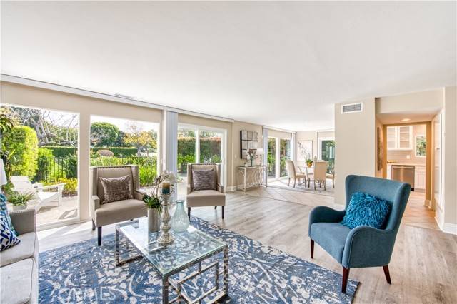 Newport Beach, CA 92660,2195 Vista Entrada