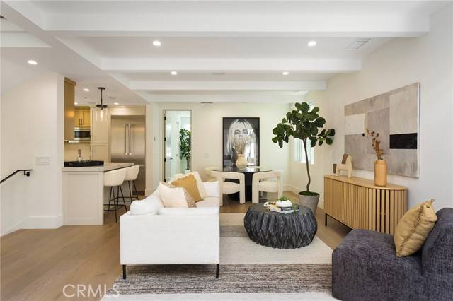 Corona Del Mar, CA 92625,430 1/2 Fernleaf