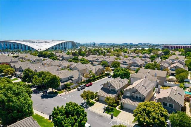 Inglewood, CA 90305,8721 Endsleigh AVE G