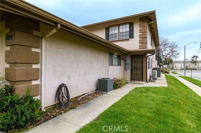 Azusa, CA 91702,1090 W Calle Del Sol 3