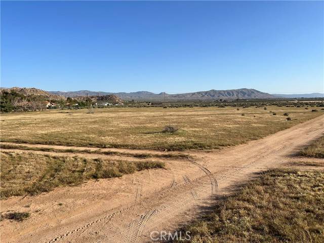 Apple Valley, CA 92307,0 Yucca Loma RD