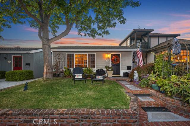 Corona Del Mar, CA 92625,707 Orchid AVE