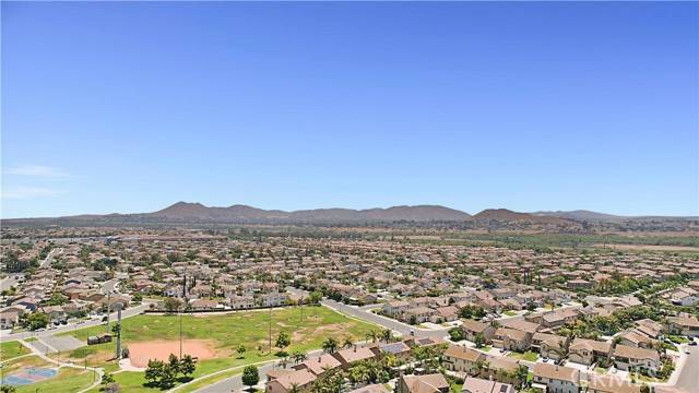 Eastvale, CA 92880,7277 Cobble Creek DR