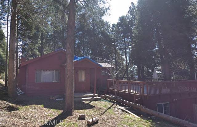 Crestline, CA 92325,21450 Crest Forest DR