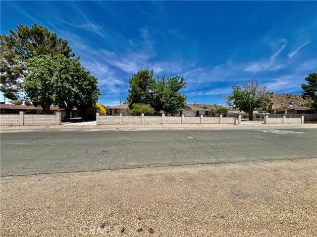 Apple Valley, CA 92307,20170 Seneca RD