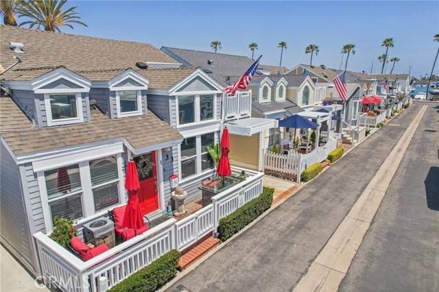 Newport Beach, CA 92663,33 El Paseo ST