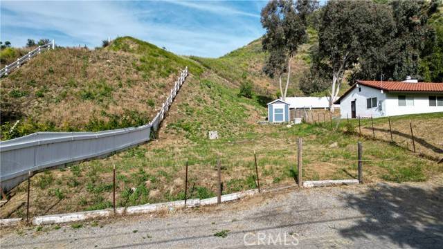 Castaic, CA 91384,28924 Keningston RD