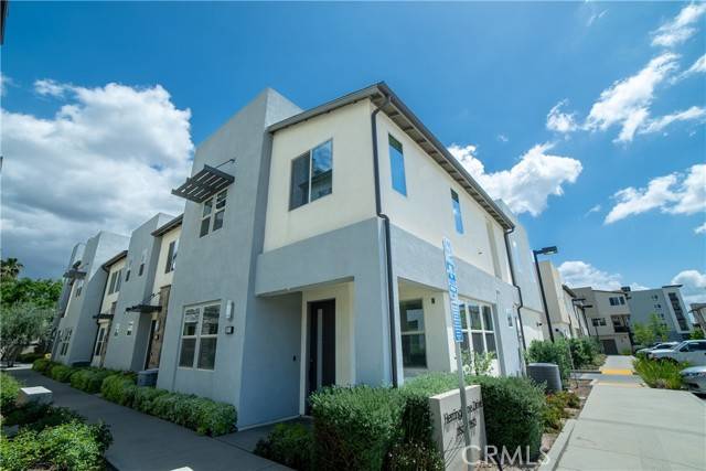 Northridge, CA 91324,19513 Herringbone DR