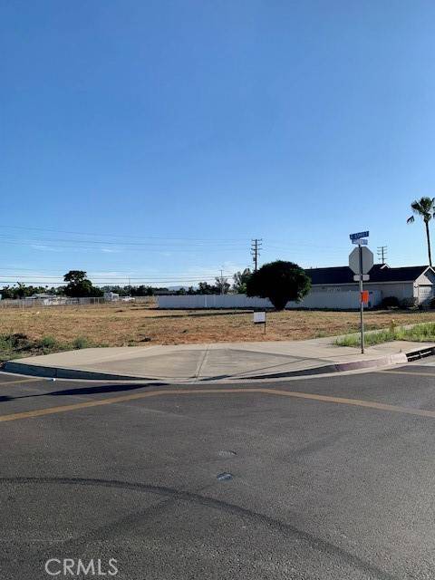 Perris, CA 92571,7 7th & G St