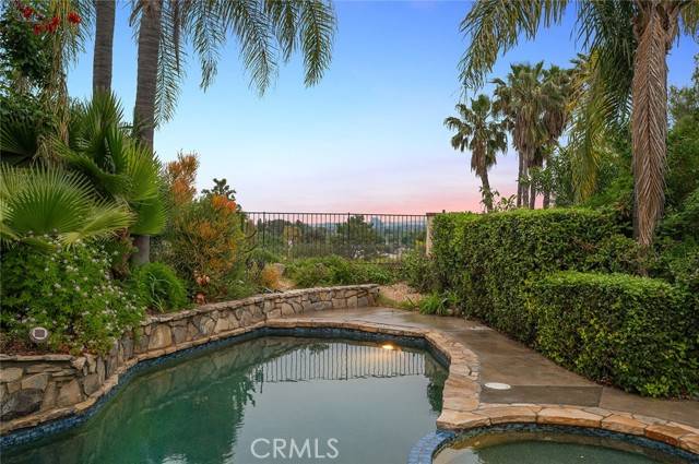 West Hills, CA 91307,6922 Castle Peak DR