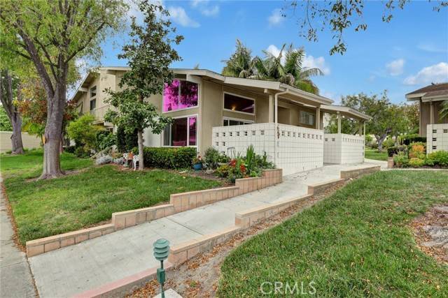 Laguna Woods, CA 92637,357 Avenida Castilla A