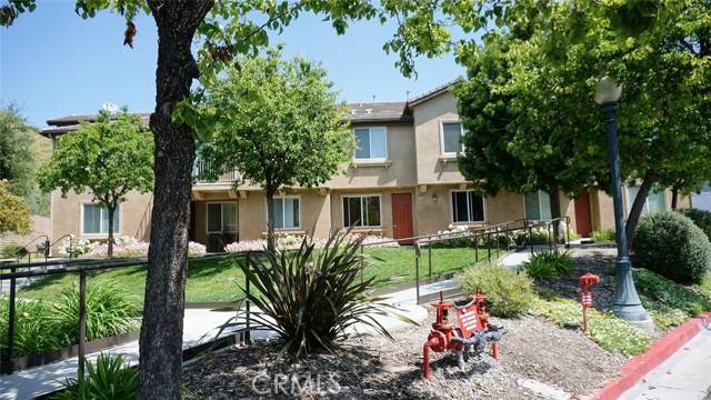 Canyon Country, CA 91351,27949 Avalon DR