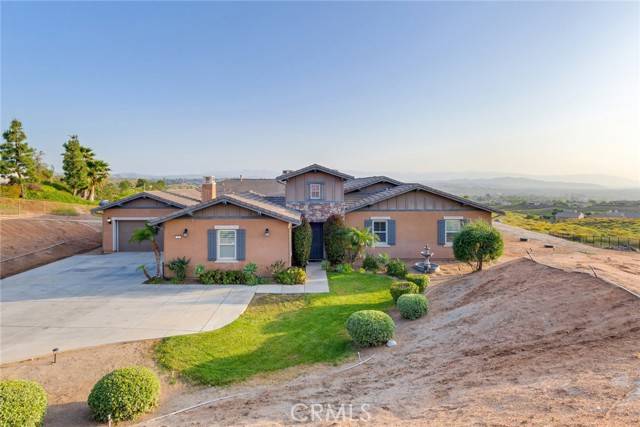 Riverside, CA 92506,650 Crystal Mountain CIR