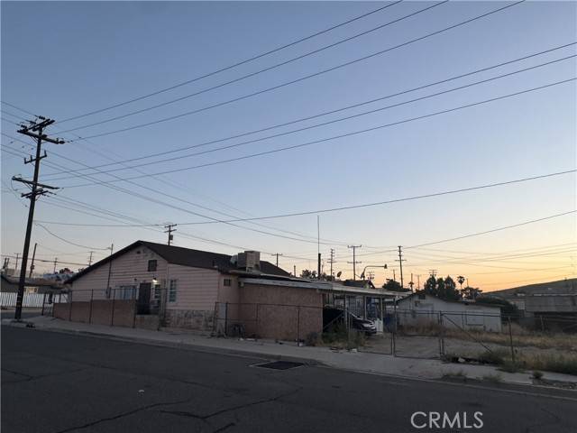 Barstow, CA 92311,206 N 6th AVE