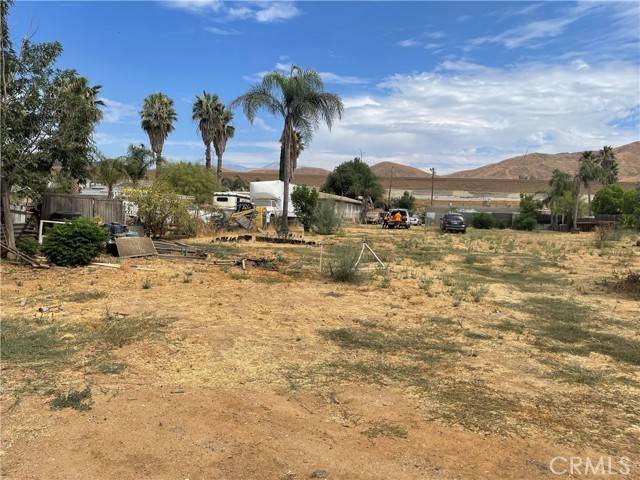 Jurupa Valley, CA 92509,3865 Fox Tail LN