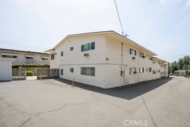 Sierra Madre, CA 91024,595 W Sierra Madre BLD