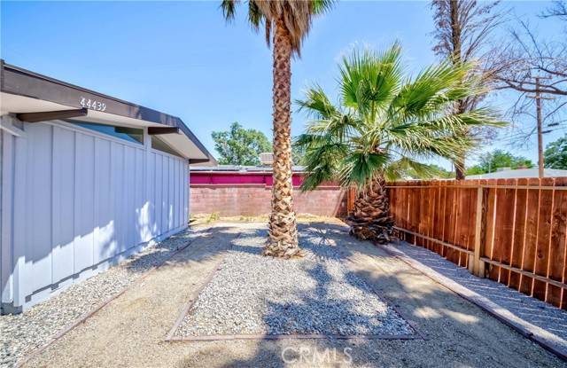 Lancaster, CA 93535,44439 3rd ST