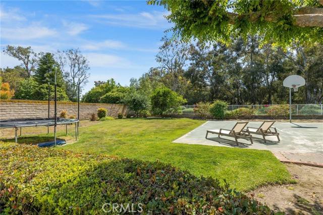 Lake Forest, CA 92630,22061 Midcrest DR