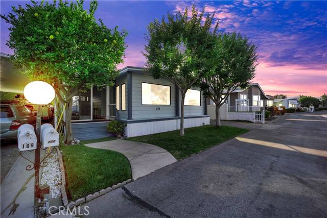 Chatsworth, CA 91311,21500 Lassen ST 170