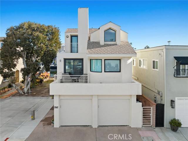 Newport Beach, CA 92663,3912 River AVE