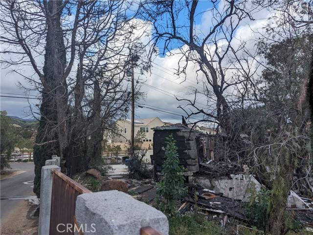 Chatsworth, CA 91311,21601 MAYAN DR