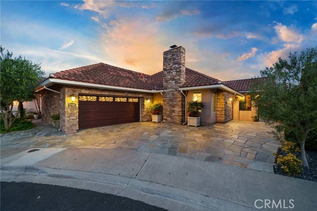 Newport Beach, CA 92660,1900 Yacht Maria