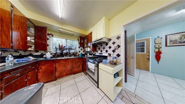 Sylmar, CA 91342,14061 Sayre ST