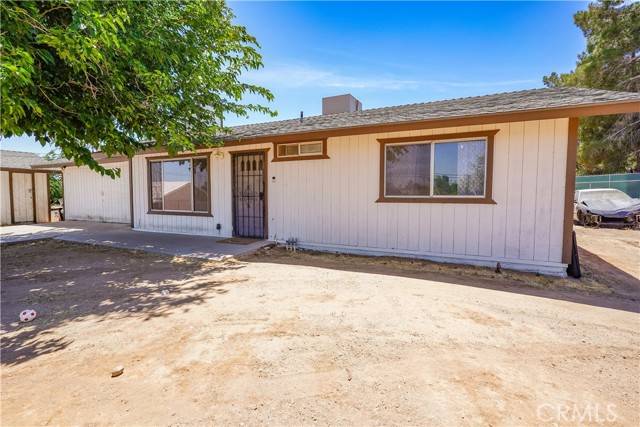 Hesperia, CA 92345,17569 Live Oak ST