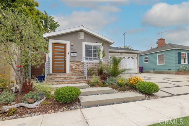 Long Beach, CA 90804,1378 Roycroft AVE