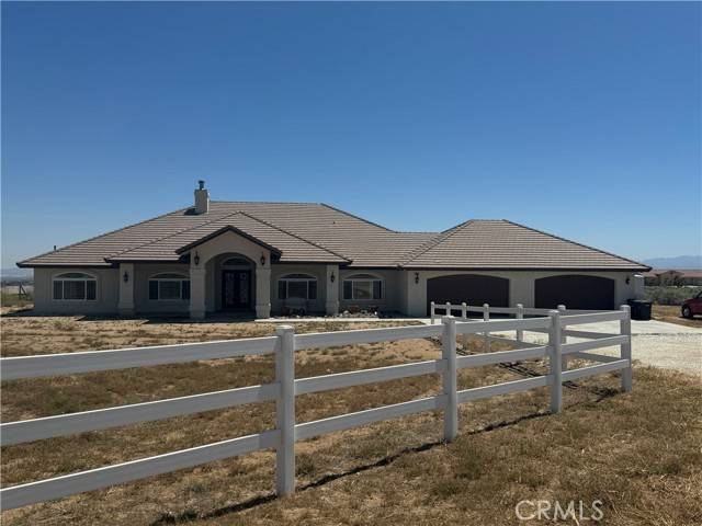 Phelan, CA 92371,9185 Johnson RD 1