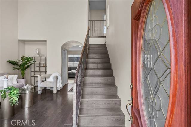 Chatsworth, CA 91311,10235 Oklahoma AVE 6