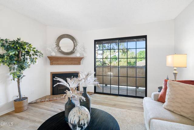 Chatsworth, CA 91311,10221 Oklahoma AVE 32