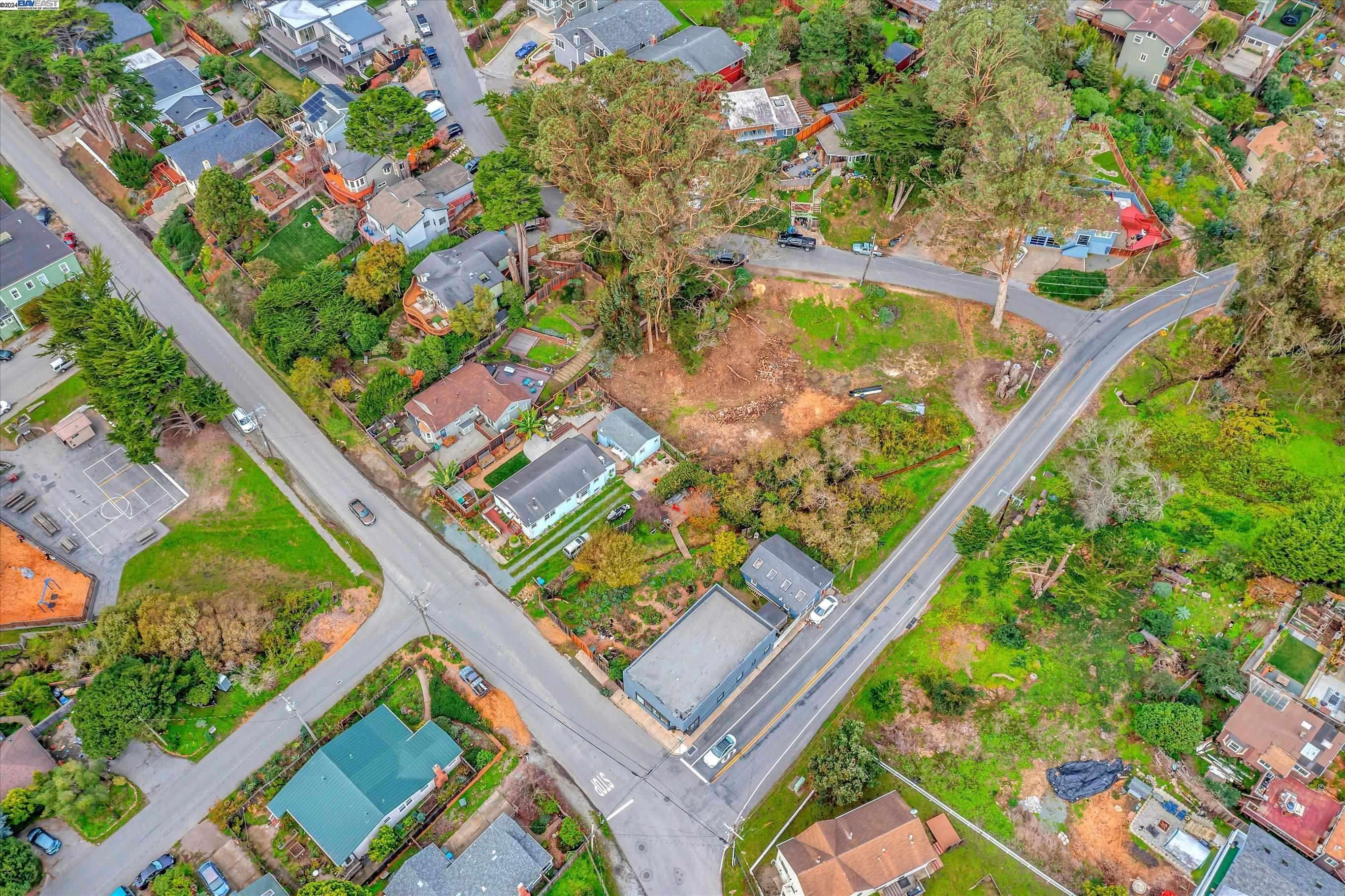 Moss Beach, CA 94038,00 STETSON