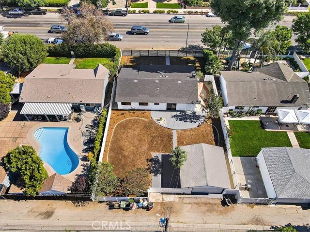 West Hills, CA 91307,22459 Vanowen ST