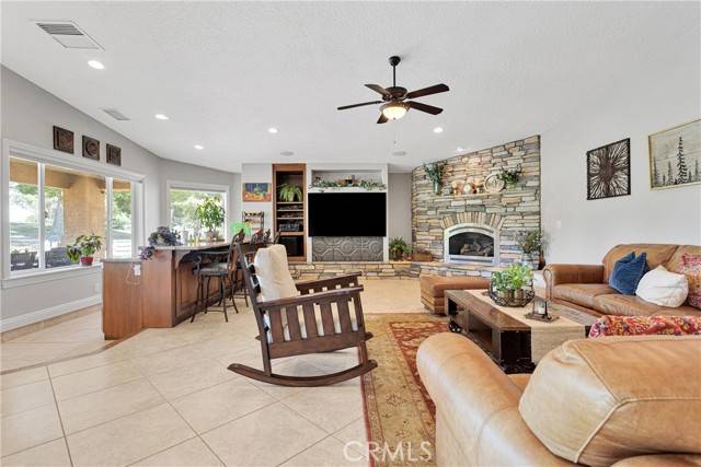 Helendale, CA 92342,15158 Orchard Hill LN