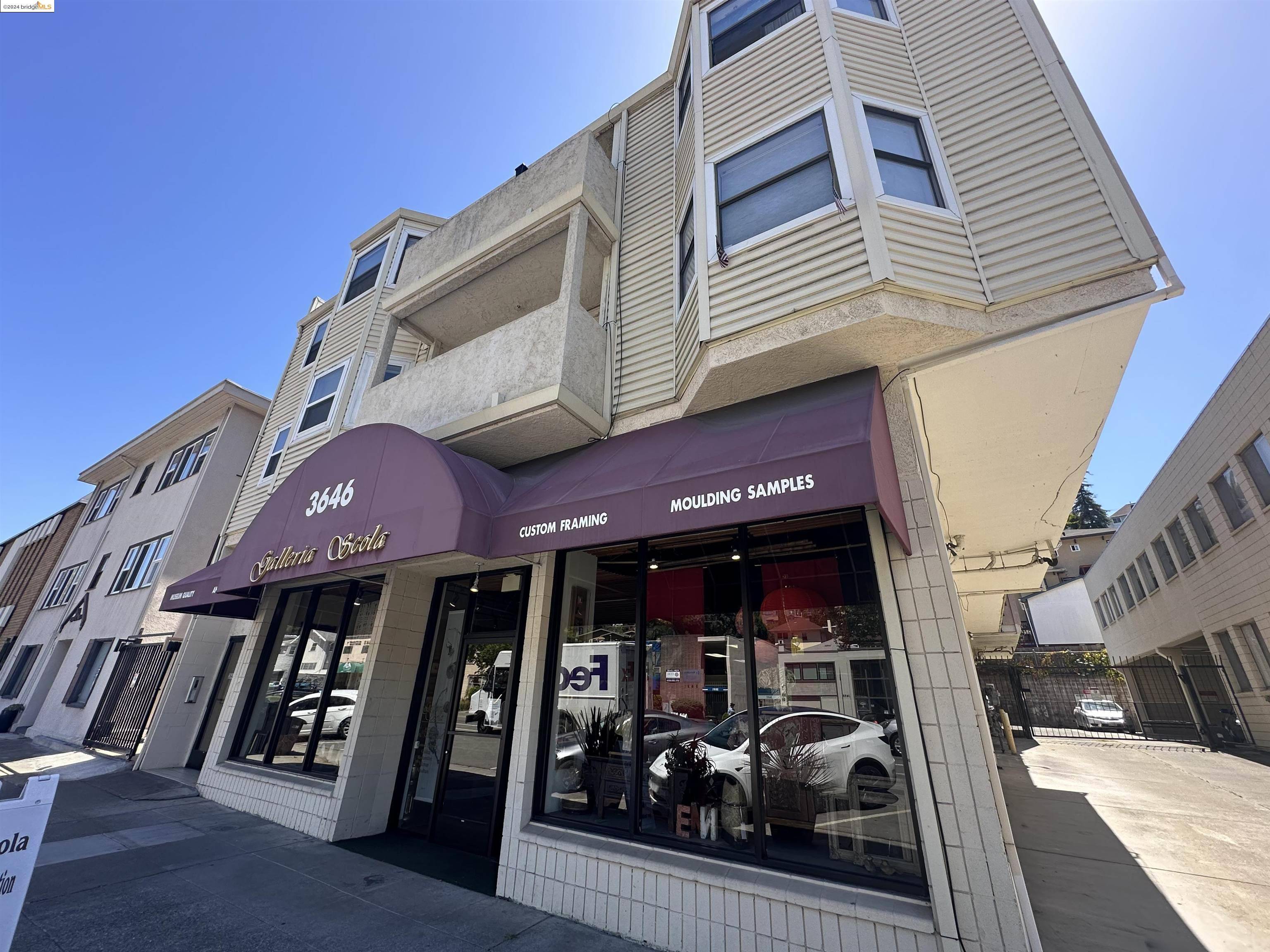 Oakland, CA 94610,3648 grand ave