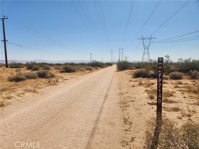 Hinkley, CA 92347,25 AC Near Powerline RD