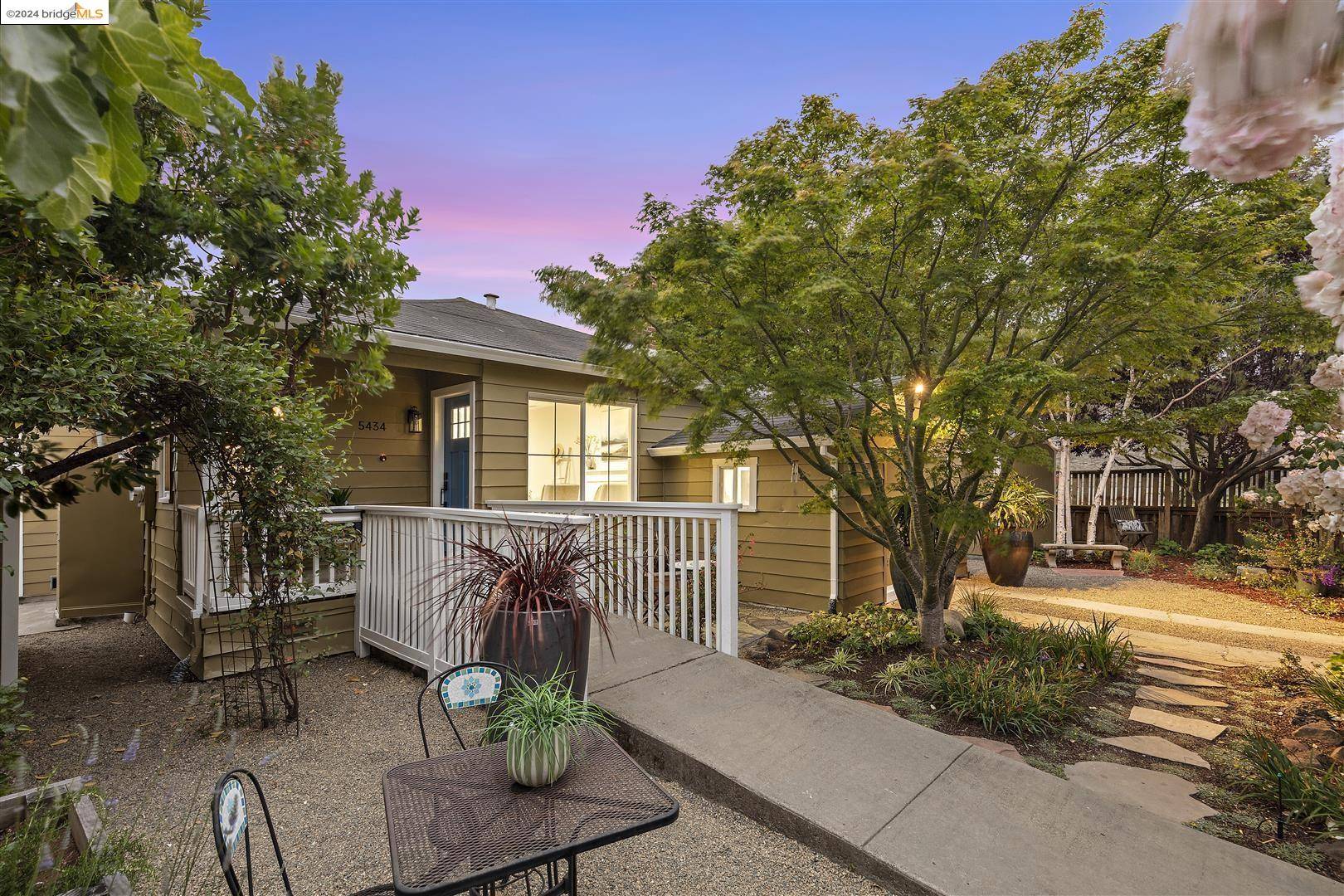 Richmond, CA 94804,5434 Burlingame Ave