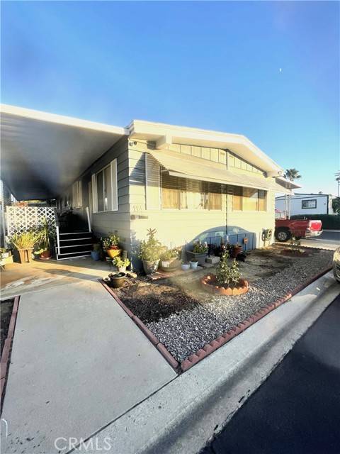 Hemet, CA 92545,601 N Kirby ST 114