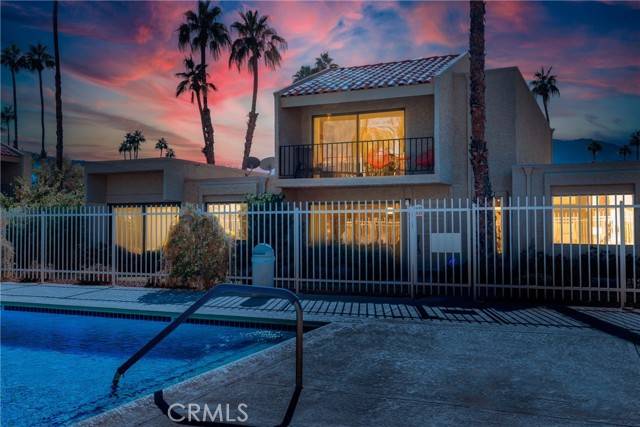 Palm Springs, CA 92264,2386 Los Coyotes DR