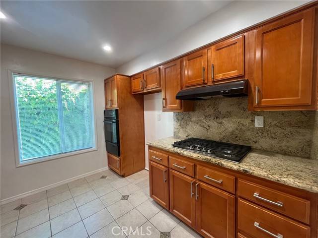 Encino, CA 91316,5315 Zelzah AVE 2