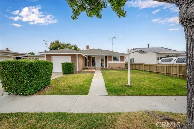 Long Beach, CA 90808,3425 Mcnab AVE