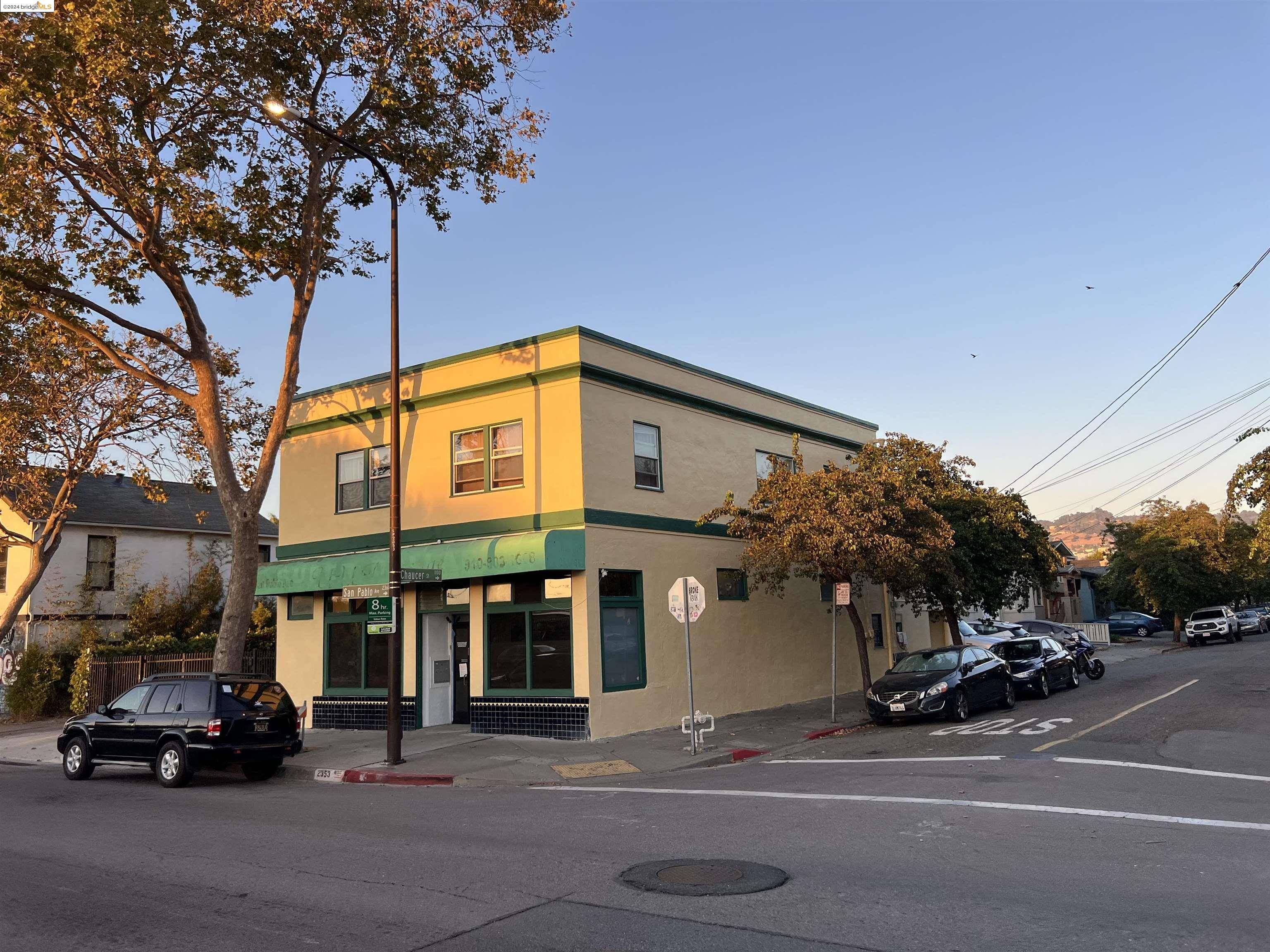 Berkeley, CA 94702,2351 SAN PABLO AVE